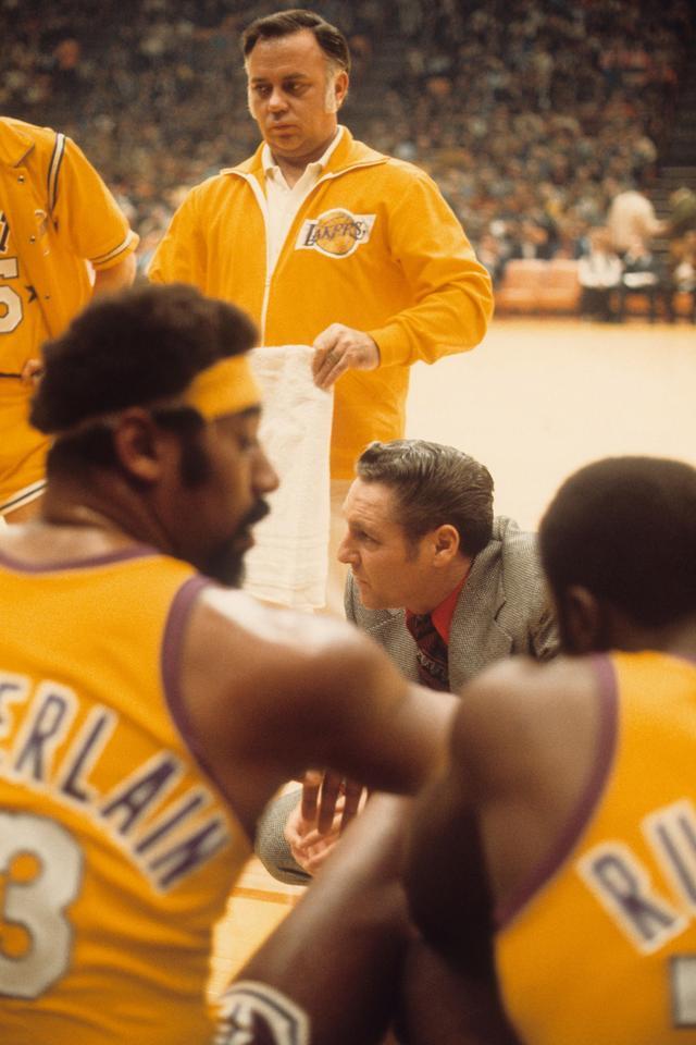 的复出与发 的复出与发