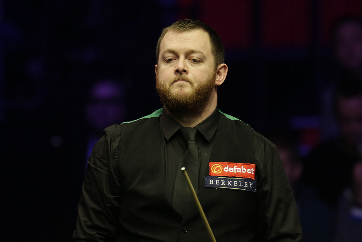 与亨里希斯 与亨里希斯