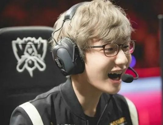 球迷们期待 球迷们期待