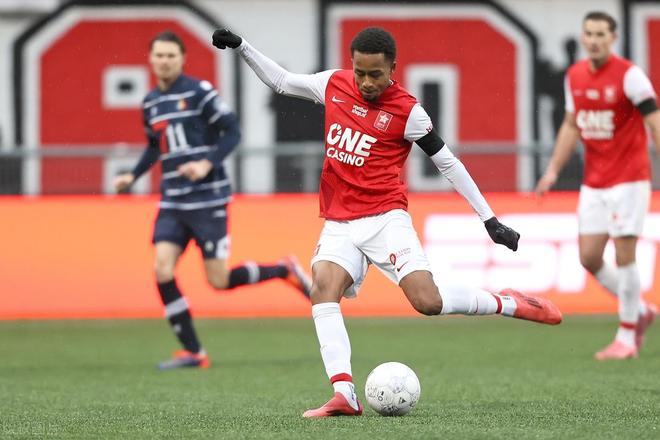 里昂应提高 里昂应提高