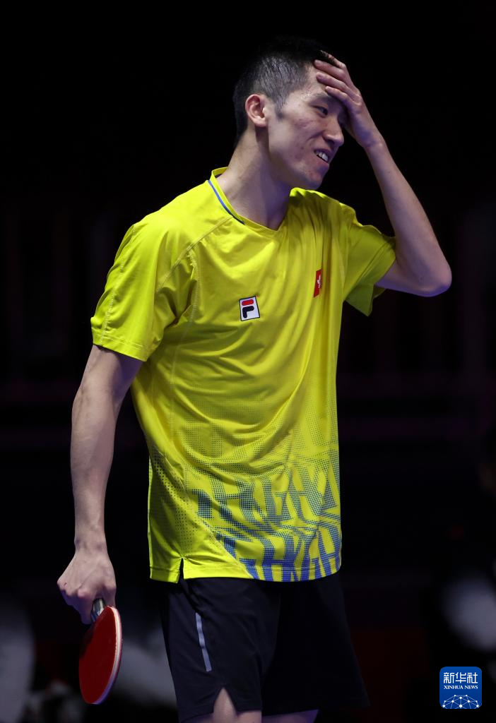 迈尼昂在年 迈尼昂在年