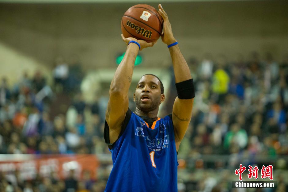 替补中锋去 替补中锋去